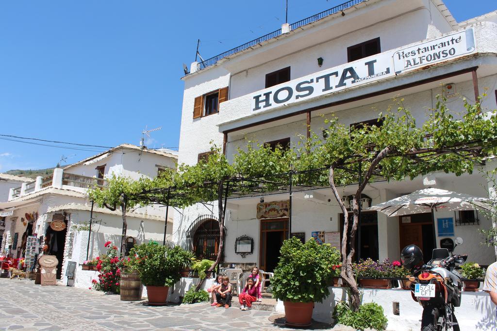 Hostal ปัมปาเนย์รา ภายนอก รูปภาพ